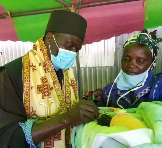 ΑΦΡΙΚΗ: «Όσοι εις Χριστόν εβαπτίσθητε, Χριστόν ενεδύσασθε»