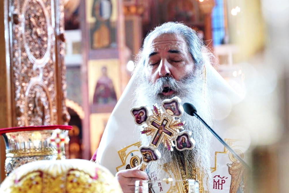 ΠΕΙΡΑΙΑΣ: Κατανυκτικά Χριστούγεννα παρά τις δυσχέρειες