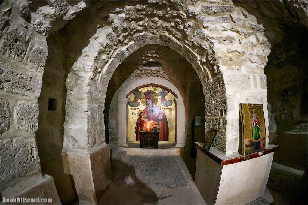 Η σπηλιά που φιλοξενήθηκε ο Χριστός όταν έφευγαν στην Αίγυπτο