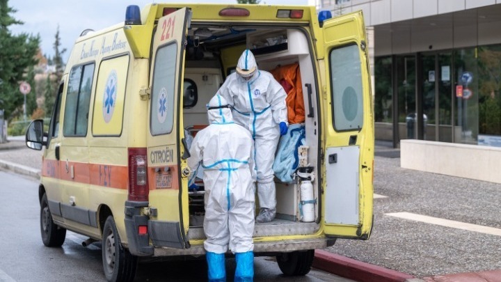 262 κρούσματα, 473 διασωληνωμένοι, 46 θάνατοι