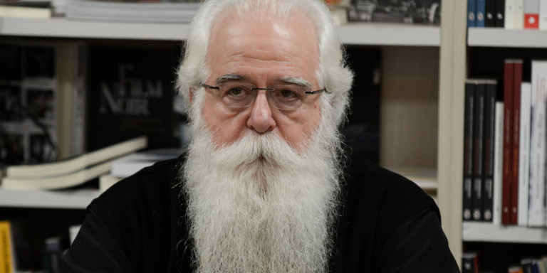 Χριστούγεννα: “Έχω στα χέρια μου εκατοντάδες υπογραφές πιστών”