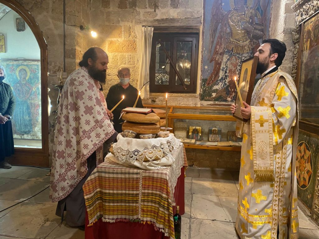Τιμήθηκε η Σύλληψη της Αγίας Άννης στην αρχαιότερη εκκλησία του Παραλιμνίου