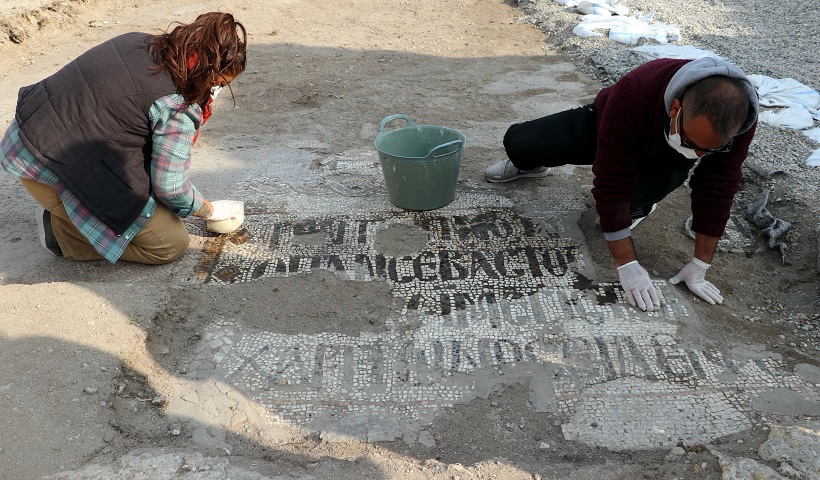 Συνεχίζουν να εκμεταλλεύονται τα χριστιανικά μνημεία