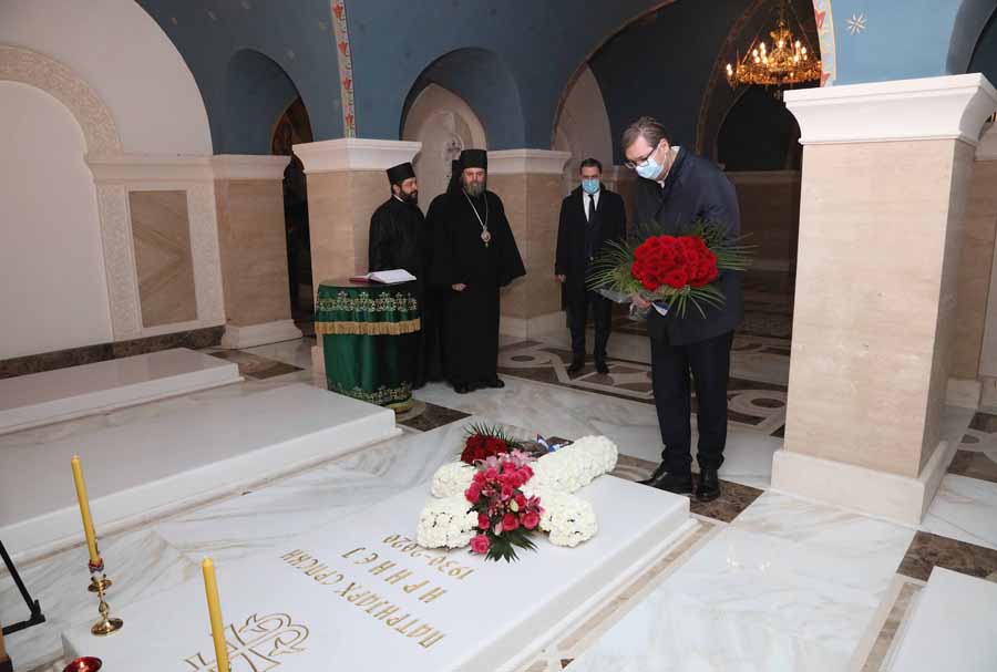 Ο Πρόεδρος της Σερβίας στον τάφο του Πατριάρχη Ειρηναίου