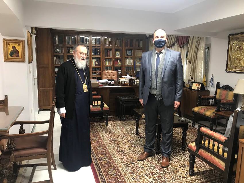 Ευχές στον Μητροπολίτη Κορίνθου από τον Αντιπεριφερειάρχη