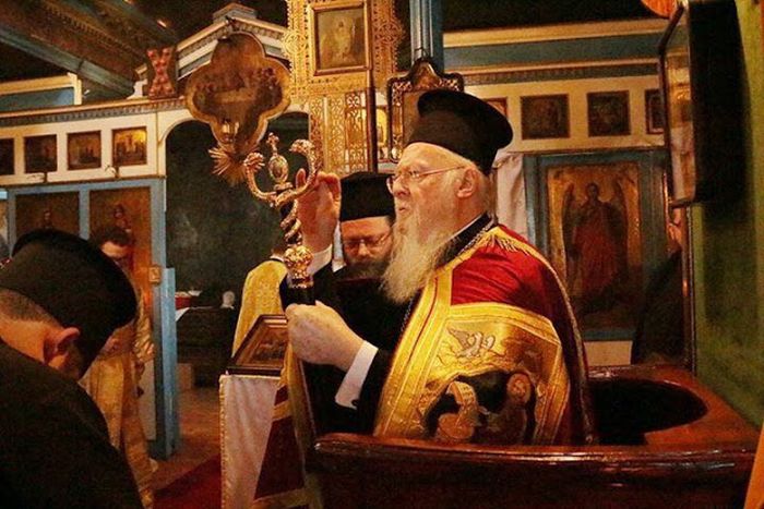 Στο Βατοπαιδινό Μετόχι του Αγ. Ανδρέα στον Γαλατά ο Οικ. Πατριάρχης