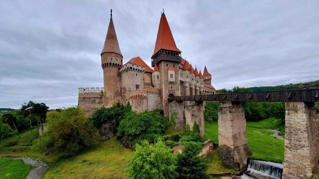 Castelul Corvinilor concurează pentru titlul de Marcă a patrimoniului european