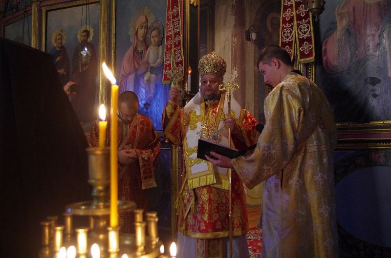 На Ивановден – митрополит Киприан служи в храм “Св. Йоан Предтеча” в гр. Казанлък