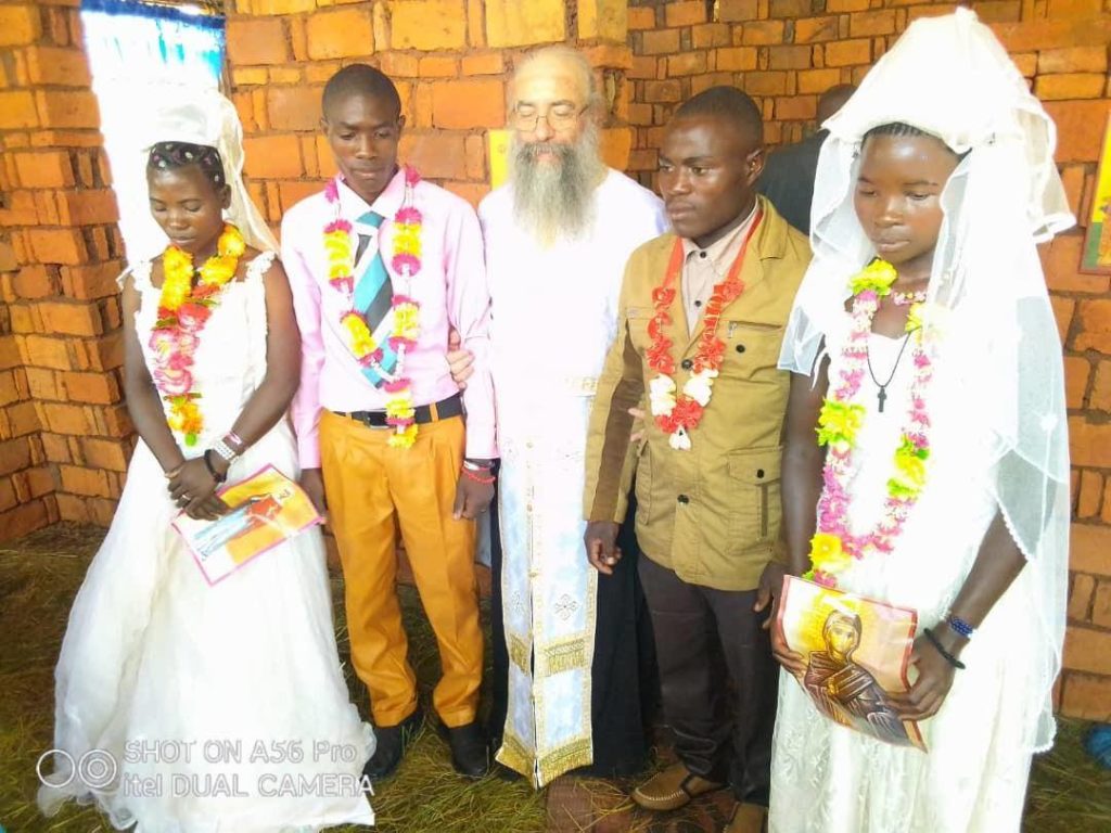 2 γάμοι και 80 βαπτίσεις στην Τανζανία