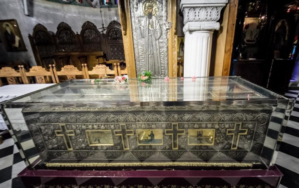 71 χρόνια από την ανακομιδή των Ιερών Λειψάνων του Αγίου Εφραίμ