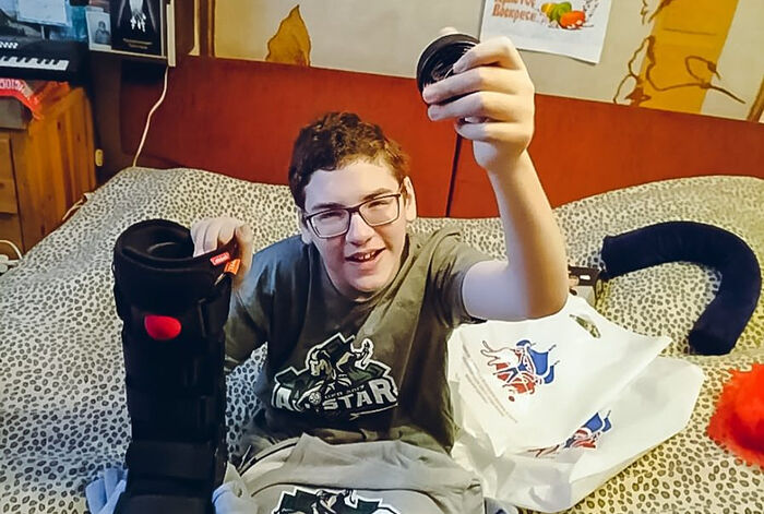 МОСКОВСКАЯ ЕПАРХИАЛЬНАЯ КОМИССИЯ ПО ВОПРОСАМ ФИЗИЧЕСКОЙ КУЛЬТУРЫ ПРОВЕЛА БЛАГОТВОРИТЕЛЬНУЮ АКЦИЮ ПО РАЗДАЧЕ ОРТОПЕДИЧЕСКОЙ ПРОДУКЦИИ НУЖДАЮЩИМСЯ