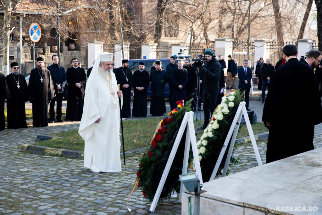 Slujbă de mulţumire în toate bisericile din Patriarhia Română la aniversarea Unirii Principatelor Române