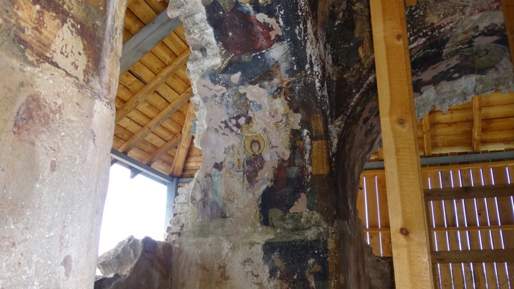 БЪЛГАРИЯ: Черквите, за които няма пари – срамът на нацията