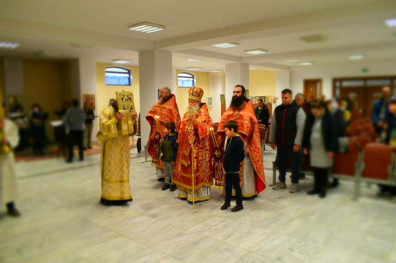 Архиерейска св. Литургия в параклис „Въведение Богородично“ в Ловеч