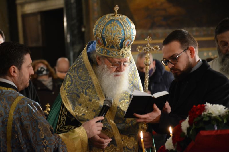 Тържествена св. Литургия за празника Богоявление в столицата и освещаване на бойните знамена