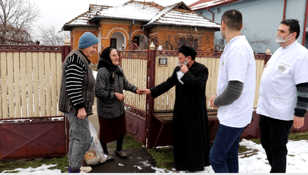 Implică-te, împreună reușim mai mult!”: 24 de familii din Ilfov au primit sprijin de la voluntarii CMN
