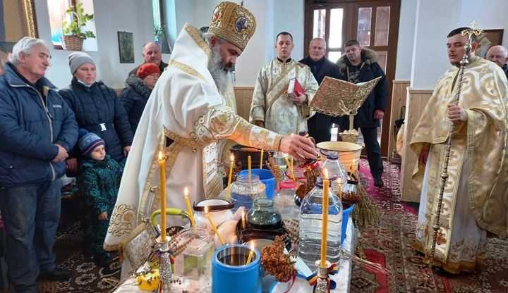 Agheasma Mare este o mare binecuvântare pentru viaţa omului: Episcopul Antonie de Bălţi
