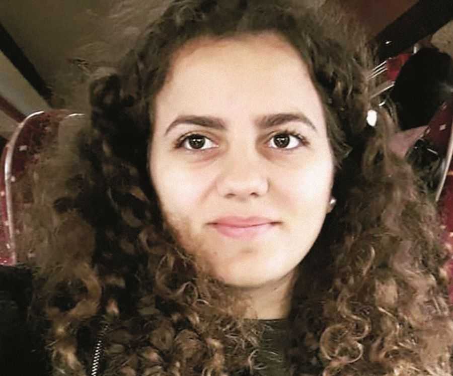 Povestea Teodorei, bursieră a Arhiepiscopiei Iașilor