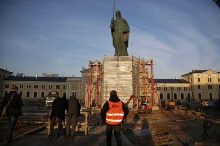 Monument to Saint Simeon the Myrrh-Gusher installed in Belgrade