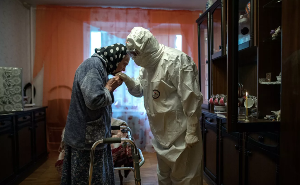 Руската църква публикува официални данни за заболелите от COVID-19 клирици и монаси