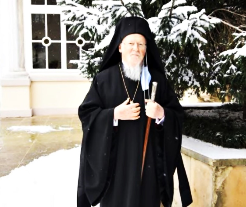 Η ΦΩΤΟΓΡΑΦΙΑ ΤΗΣ ΗΜΕΡΑΣ: Ο Πατριάρχης στο χιόνι