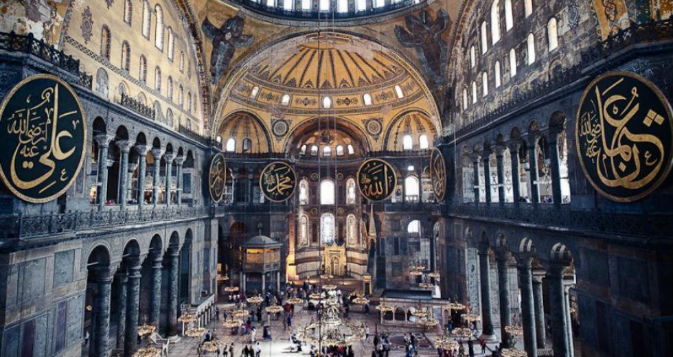 Συνεχίζεται η πρόκληση από την Τουρκία για την Αγία Σοφία