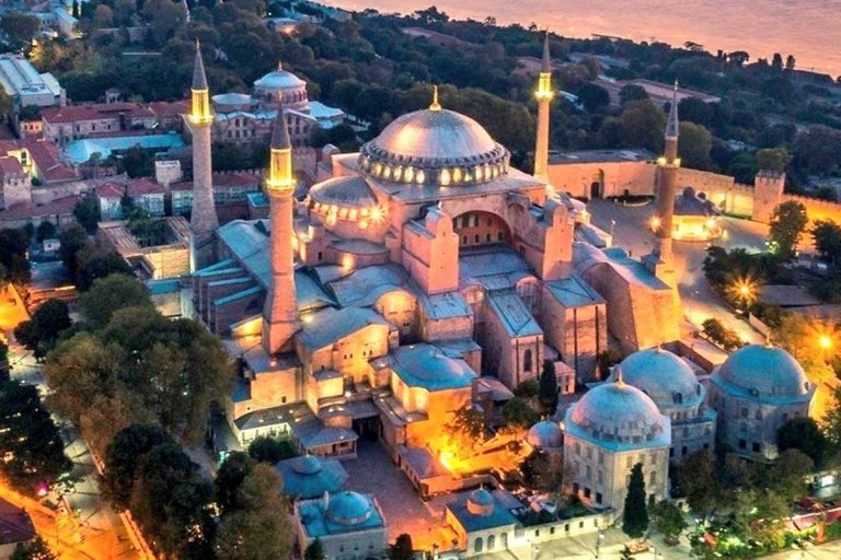 Ερντογάν: “Το στέμμα του 2020 η μετατροπή της Αγίας Σοφίας”