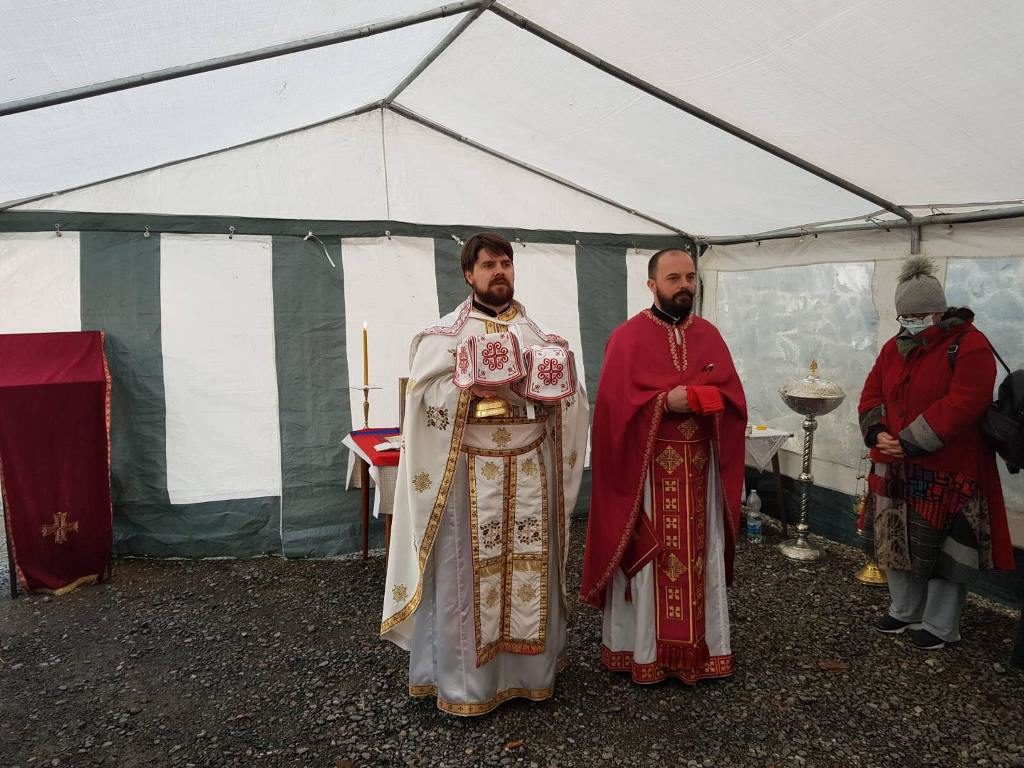 Christmas Liturgy celebrated under a tent in Sisak, Croatia