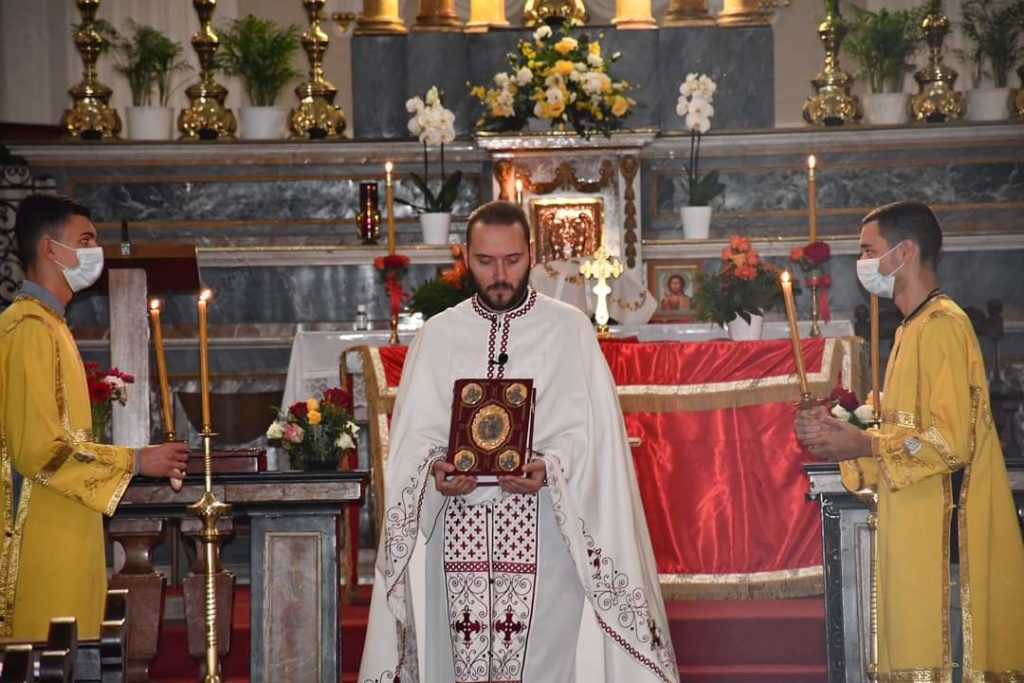 Божић у Тићину