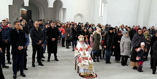 Митрополит Хризостом: Христос је Спаситељ не само људи већ и времена и простора