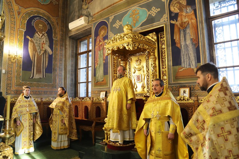 Sunday before the Feast of Theophany: Metropolitan Vladimir celebrated the Divine liturgy in the Nativity of the Lord Cathedral in Chisinau