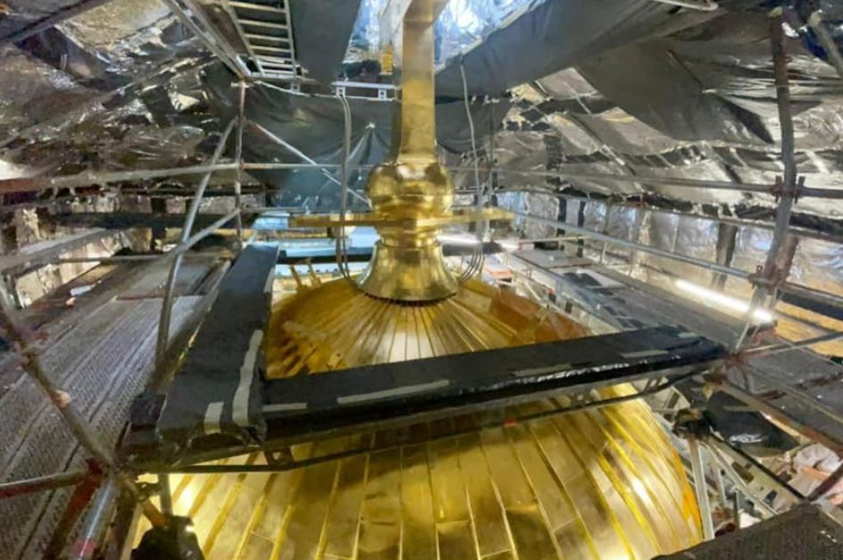 Куполите на катедралата във Варна с нов блясък до две седмици