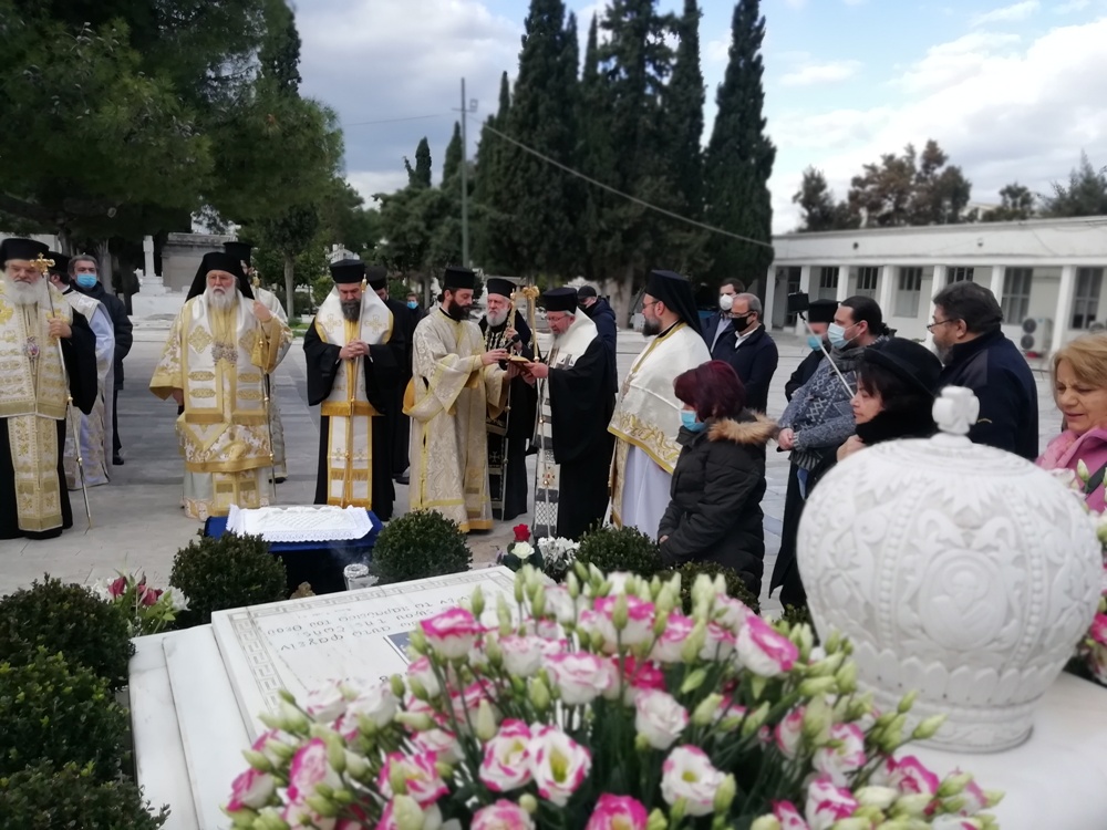 Η ΦΩΤΟΓΡΑΦΙΑ ΤΗΣ ΗΜΕΡΑΣ: Eκεί για τον Χριστόδουλο