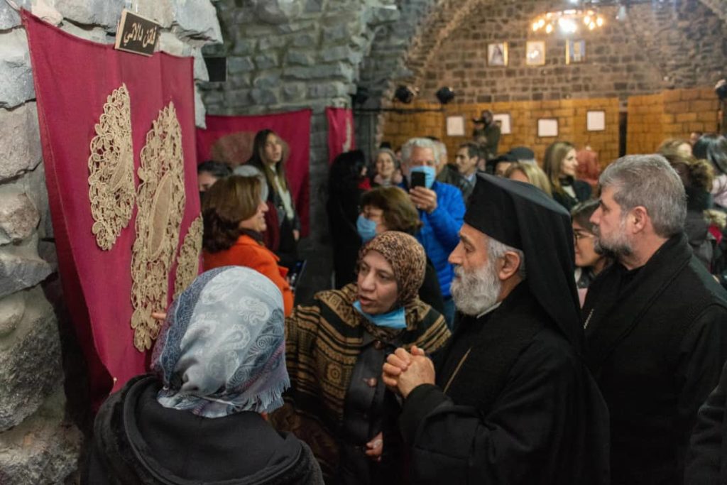 بكل غرزة حكاية