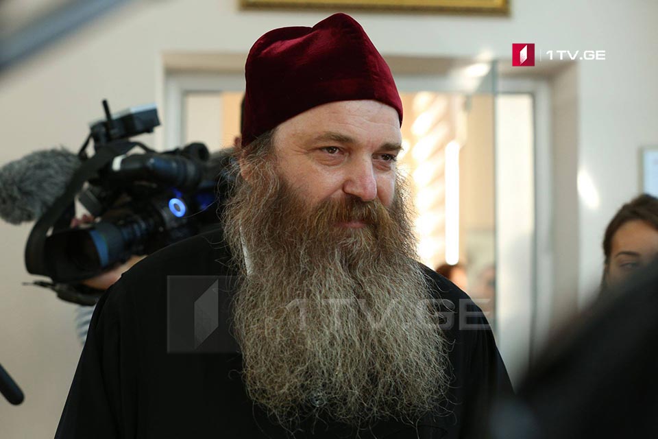 მეუფე იაკობი – ხელახალი არჩევნები რომ ჩატარდეს, რა გგონიათ, მხოლოდ ამ ძალებს დავტოვებთ? კარგად გადახედეთ, რამდენი ადამიანი დაგვიჭერს ჩვენ მხარს