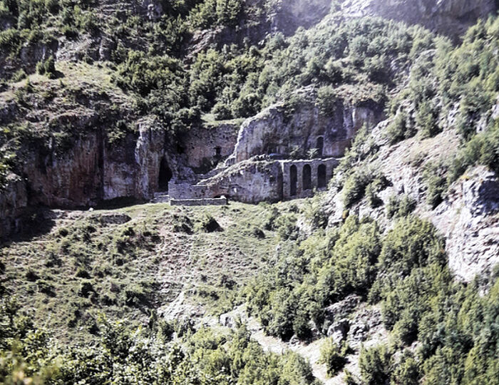 Βεβηλώσεις ορθοδόξων μνημείων στο Κοσσυφοπέδιο