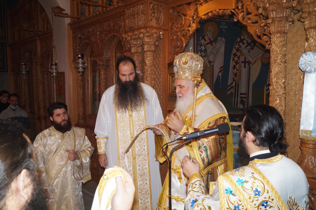 Χειροτονία εις Πρεσβύτερον υπό του Μητροπολίτου Λήμνου