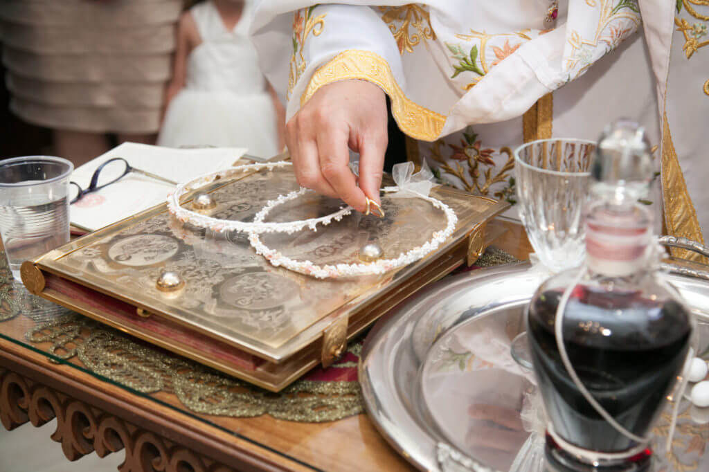 «И станут двое одной плотью» – 39 лет назад в Греции был утвержден брак, заключаемый в государстве – Церковь и ситуация сегодня