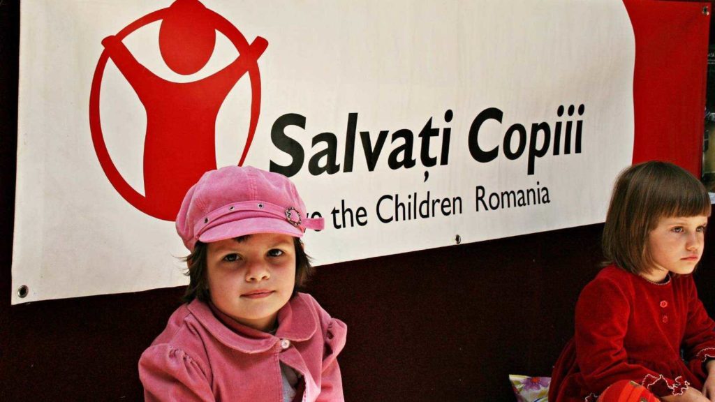 Arhiepiscopia Timișoarei ajută Asociația „Salvați Copiii”