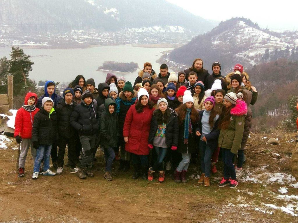 Când eforturile dau roade: „Copiii Părintelui Dan Damaschin” obţin performanţe şcolare