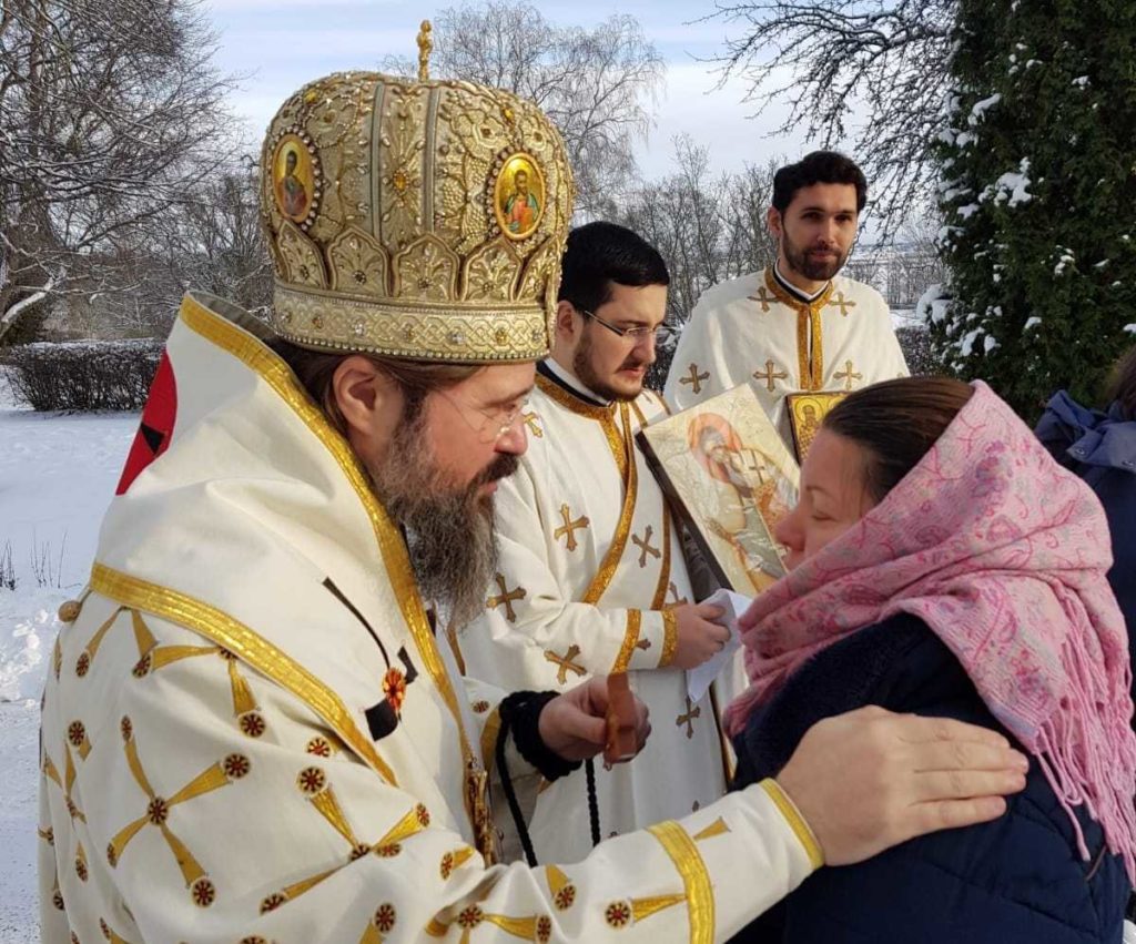 Episcopul Macarie explică de ce îi iubim pe Sfinții Trei Ierarhi