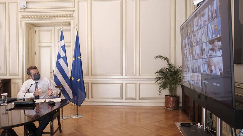 Сегодня Совет Министров Греции рассматривает законопроект по семейному праву: совместное решение родителей о наречении именем, о веровании и образовании