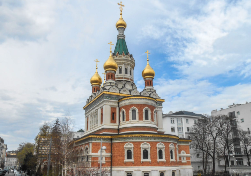 Австрийские храмы открыли для верующих