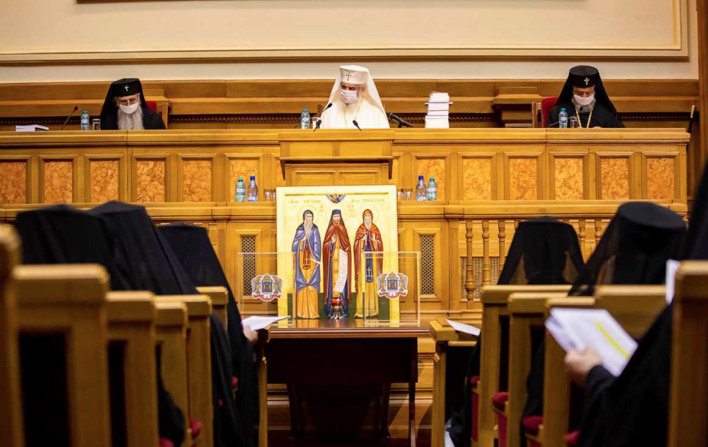 Holy Synod of the Romanian Orthodox Church meets for first time in 2021, urges responsibility during celebration of Holy Mysteries