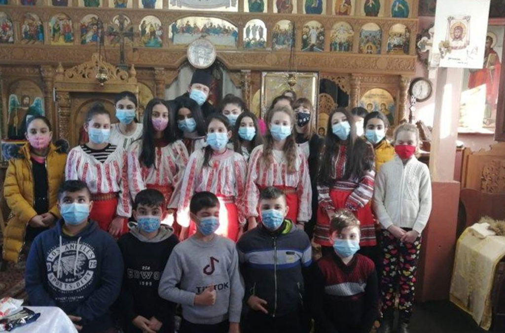 Activități cu tinerii în parohia băcăuană Bibirești