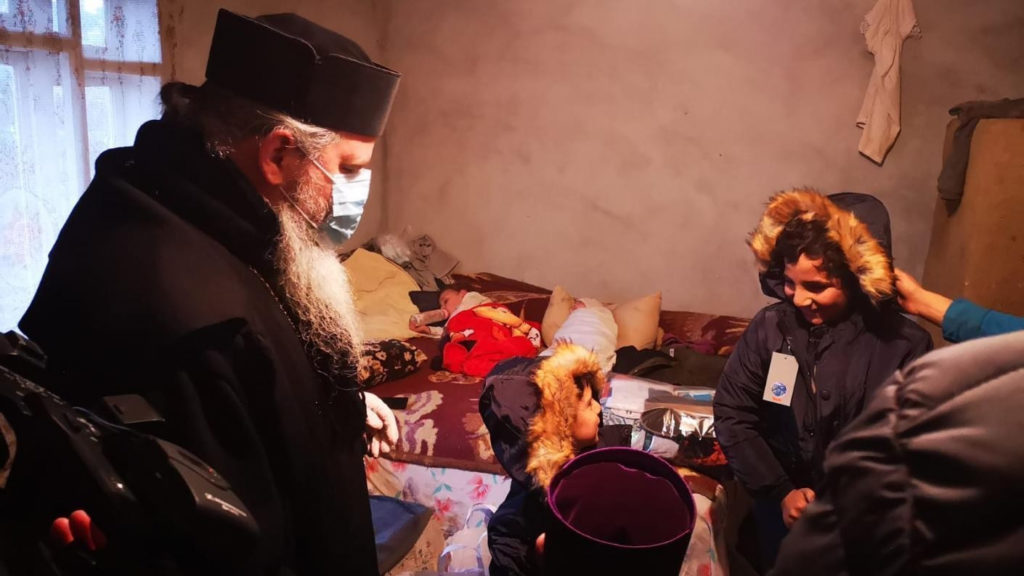 Aproape 5 milioane de lei cheltuiți de Episcopia Hușilor pentru activitățile social-filantropice în 2020
