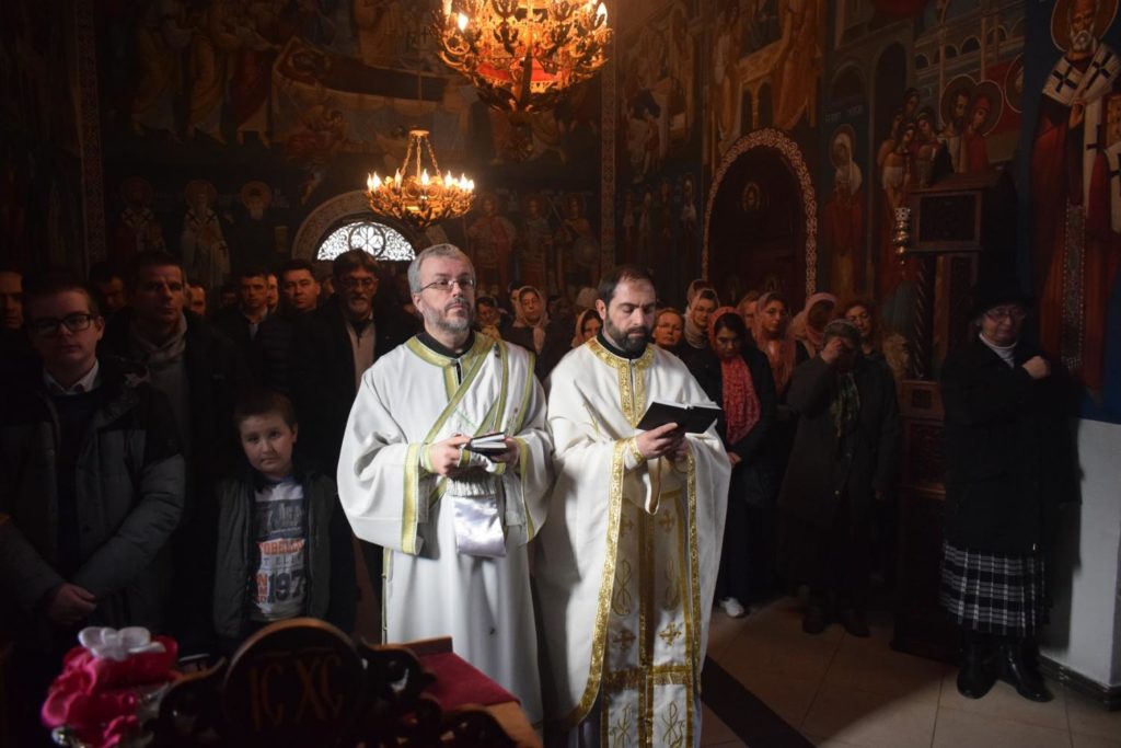 Владика Арсеније богослужио у Доњој Врежини