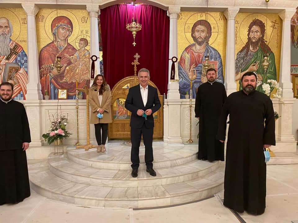 Mayor of Frankfurt visits Church of the Resurrection of the Lord