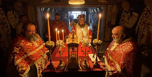 Епископ Херувим богослужио у Светоуспенском манастиру