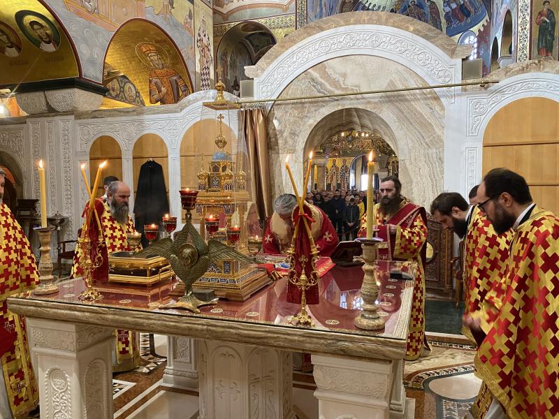Епископ Кирило богослужио у храму Христовог Васкрсења у Подгорици